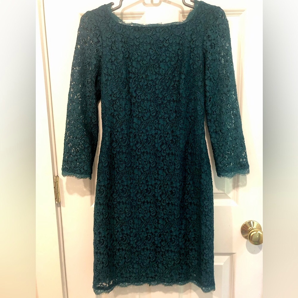 Adrianna Papell Lace Dress Size 4